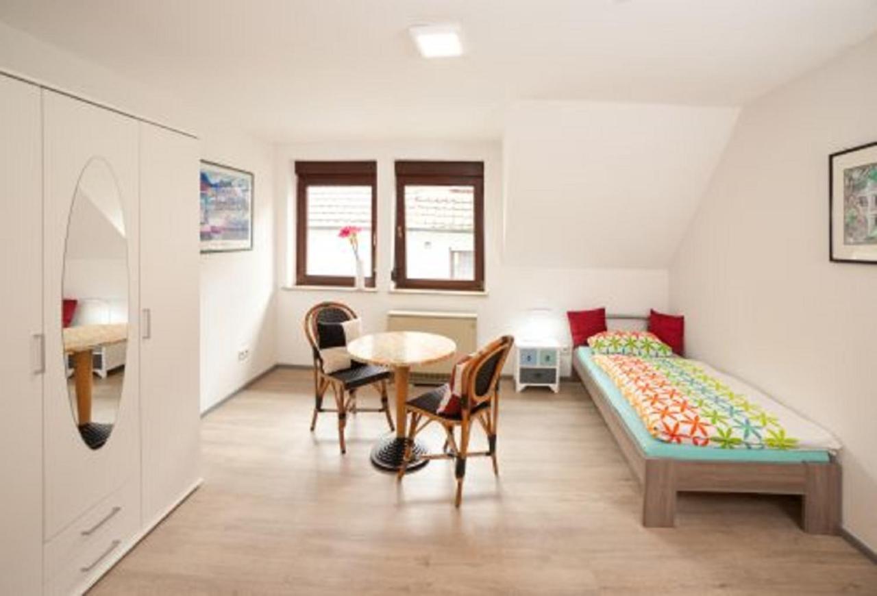 Haus Haas Zimmer&Fewo Apartment Lauda-Koenigshofen Exterior photo
